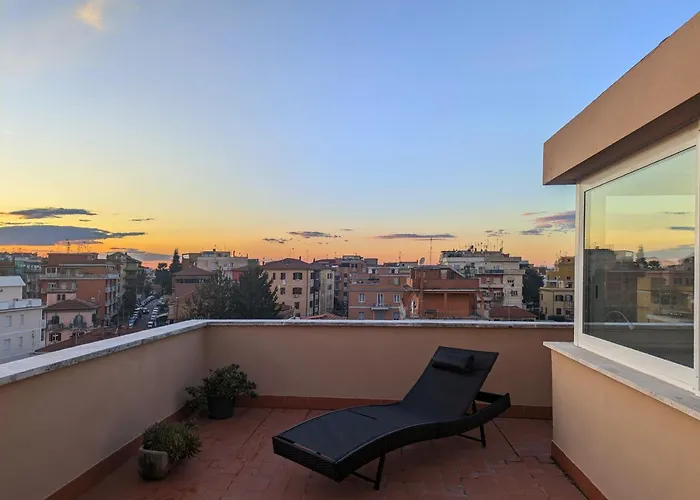 Appartement Casetta Sole, Superattico Con Terrazzo Vicino San Pietro, New Rome