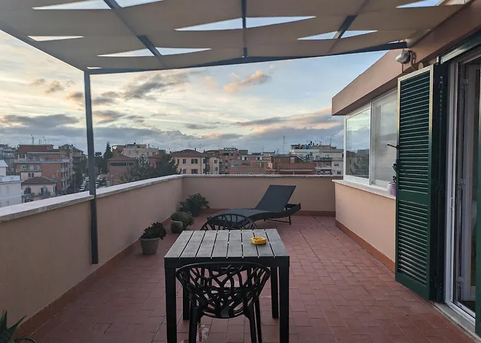 Appartement Casetta Sole, Superattico Con Terrazzo Vicino San Pietro, New *